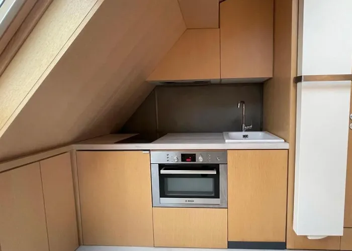 Cocoon Eiffel Апартаменты *