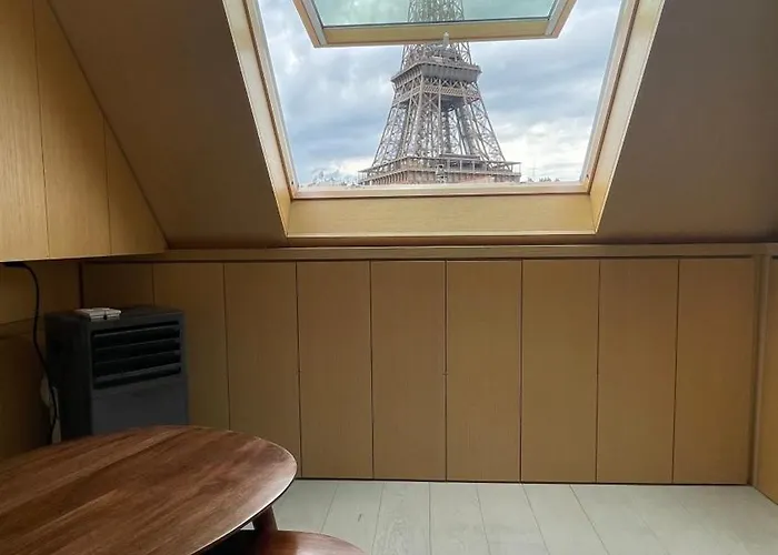 Апартаменты Cocoon Eiffel Париж